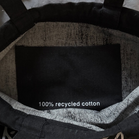 Reusable Owl Print Drawstring Bag - Picture 3 of 8